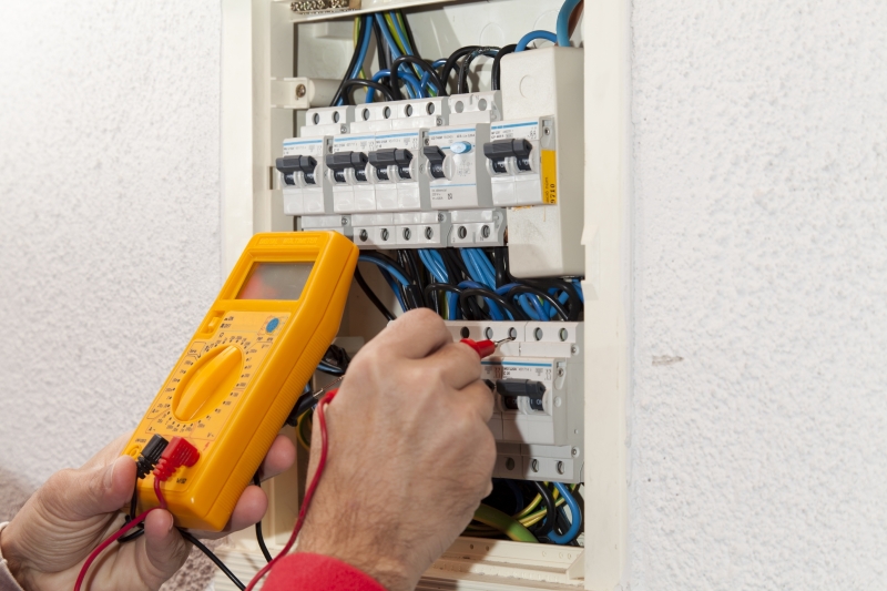 Electricians Frinton-On-Sea