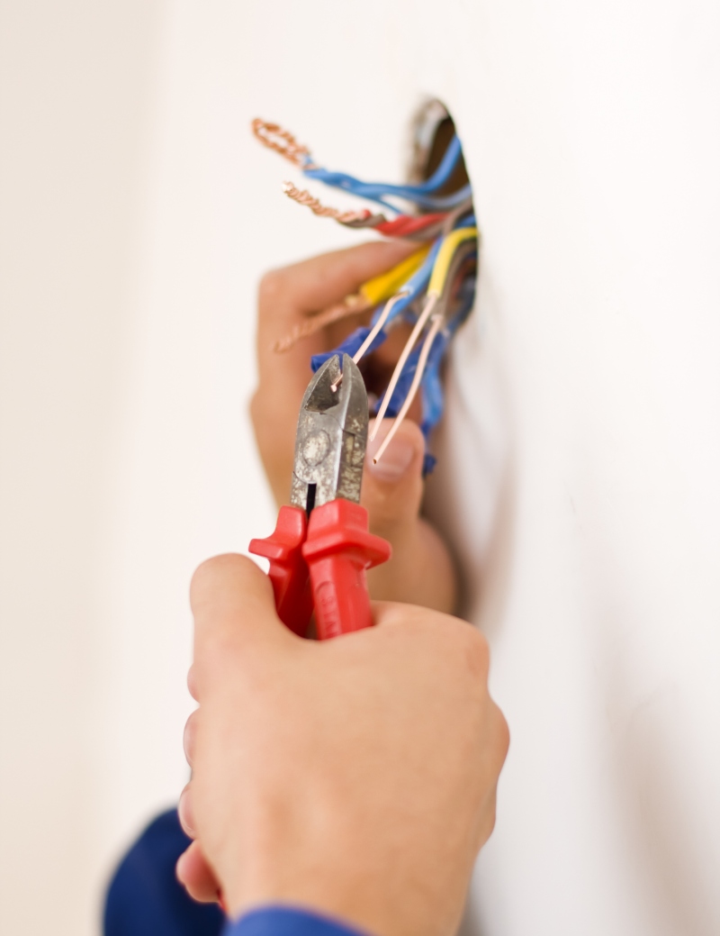 Electricians Frinton-On-Sea, CO13